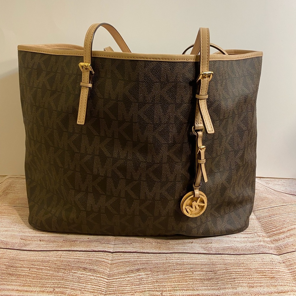 Michael Kors large carry all tote